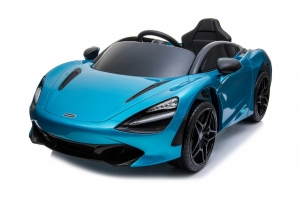 Elektro- Kinderauto McLaren 720s Blau seitlich von vorne